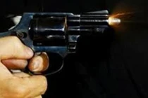 Rúng động súng nổ đêm khuya gần trụ sở Công an