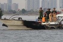 Vụ cháy tàu cao tốc: Suýt xảy ra thảm nạn