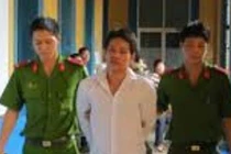 Rợn người hung thủ ôm xác người yêu suốt 2 ngày