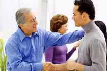 Yêu vợ nhiều nhưng chẳng dám đối mặt với bố vợ quân phiệt