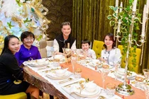 Điều ít biết về những người thân của Đàm Vĩnh Hưng