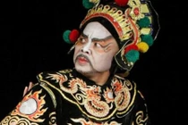 Nhìn lại sự nghiệp nghệ thuật của nghệ sĩ Hán Văn Tình