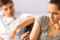 Biết ly hôn sung sướng thế này, tôi đã bỏ chồng từ “đời tám hoánh“