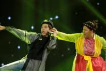 “Lý trưởng” Noo Phước Thịnh bị vợ đánh ghen vì mê gái