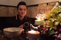 Fan phấn khích nghe giọng Quang Vinh trong video ngày sinh nhật