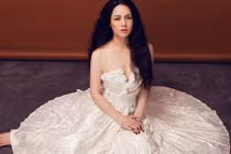 Nhật Kim Anh đẹp ma mị sau khi giảm 31 kg