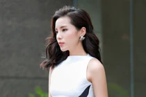 Loạt status đầy tâm trạng của Kỳ Duyên sau scandal 