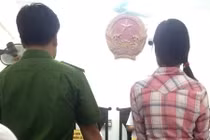 Cô gái thua kiện công an khi bị phạt về hành vi sỉ nhục