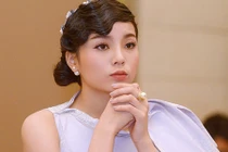 Kỳ Duyên xin lỗi vì đến họp báo HH Việt Nam trễ