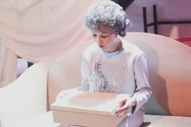 Mỹ Tâm bỗng "già nua" trong MV "Cuộc tình không may"