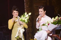 Hồng Nhung lên tiếng bênh vực vụ Mỹ Linh hát Quốc ca 