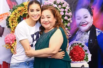 Phạm Hương bí mật tổ chức sinh nhật cho NSND Ngọc Giàu