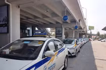 Xe truyền thống "tố" Uber, Grab được ưu ái thuế, Bộ Tài chính nói gì?