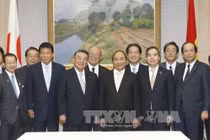 Thủ tướng Nguyễn Xuân Phúc hội kiến chủ tịch hạ viện Nhật Bản