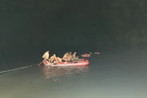 Tìm thấy thi thể 3 nữ sinh tình nguyện bị lũ cuốn trôi