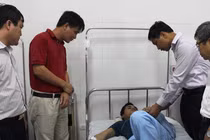 Tai nạn nổ mìn khai thác than: Cứu chữa tốt nhất cho 14 nạn nhân 