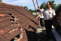 Nghi vấn máy bay VNA làm tốc mái nhà dân: Cục hàng không phản ứng