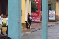 Giải cứu thành công nữ sinh bị thanh niên tẩm xăng dọa đốt