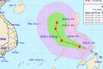Bão Tokage đang mạnh lên ở Biển Đông