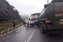 Xe chở phạm nhân gặp nạn ở Hòa Bình, nhiều người thương vong