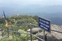 Quảng Ninh: Cứu một du khách ngã xuống vực tại Yên Tử