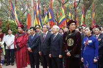Cả nước thành kính dâng hương tưởng nhớ các vị vua Hùng