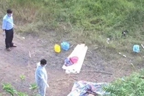 Phát hiện xác chết gần đập nhà máy thủy điện Hòa Bình