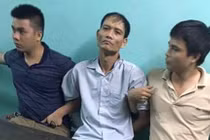 Vây bắt nghi phạm thảm sát ở Quảng Ninh như phim hành động