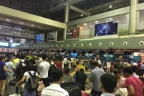 Sân bay Nội Bài ùn tắc sau vụ tin tặc tấn công hệ thống thông tin