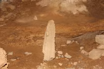 Lùm xùm việc nhũ đá trong hang động vịnh Hạ Long bị tàn phá