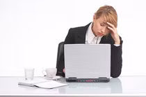 Sự thật kinh hoàng về môi trường làm việc văn phòng