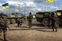 Bộ trưởng QP Ukraine lệnh binh sĩ “sẵn sàng chiến đấu” 