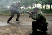 Ly khai đông Ukraine thay đối chiến thuật tác chiến