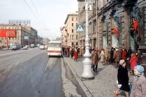 Ảnh màu hiếm về đường phố Moscow dưới thời Liên Xô