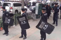 Chợ Tân Cương bị tấn công, ít nhất 22 người thiệt mạng