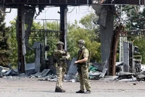 Ukraine tuyên bố tình hình miền đông ngày một xấu