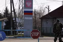 Yatseniuk: Kiev sẽ đơn phương phân định biên giới với Nga