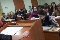 Thực trạng ở ngôi trường đại học hàng đầu miền đông Ukraine