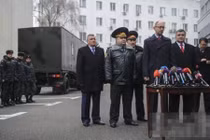 Cận cảnh xe sưởi ấm cho lính Ukraine ở miền đông