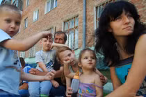 Cuộc sống khốn khổ của dân tị nạn miền đông Ukraine