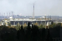 Ly khai Ukraine kiểm soát hoàn toàn sân bay Donetsk