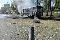 Trung tâm Donetsk bị pháo kích lần đầu sau lệnh ngừng bắn