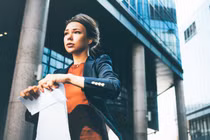 Khi theo đuổi đam mê mà không biết điều này, nợ nần sẽ theo đuổi bạn