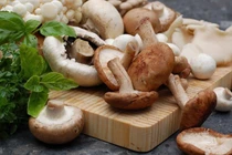 4 loại rau đại bổ: Quý như nhân sâm, bán đầy chợ ai cũng mua được