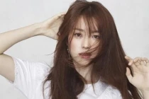 Mỹ nhân có nụ cười đẹp nhất Hàn Quốc trẻ trung nhờ "nghiện" làm đẹp bằng cách này