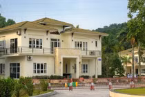 Trốn khỏi khu cách ly, thanh niên Đức đi tàu từ Thanh Hóa ra Hà Nội