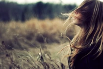 Tôi bật khóc nức nở khi biết lý do chồng bỗng dưng cạo đầu