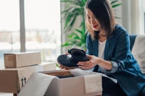 Giữ giày thế nào... không bị mốc, chẳng mất form?