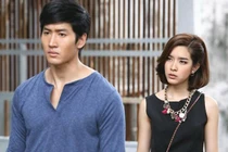 Em trai dẫn bạn gái về nhà, vừa nhìn thấy bộ váy mẹ tôi ngã ngửa