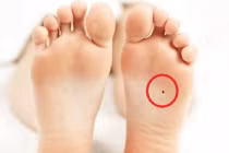 4 nốt ruồi ở bàn chân báo hiệu tài lộc vô biên, hậu vận no đủ
